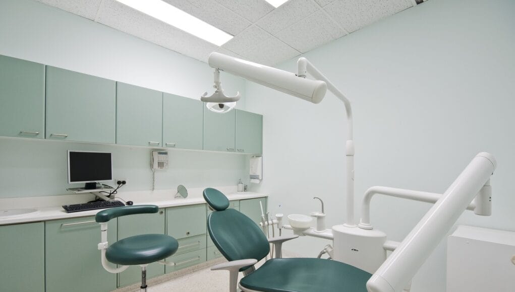 dentist-2530983_1280